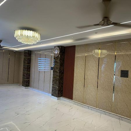 Hotel Kritika Grander Noida Exterior foto